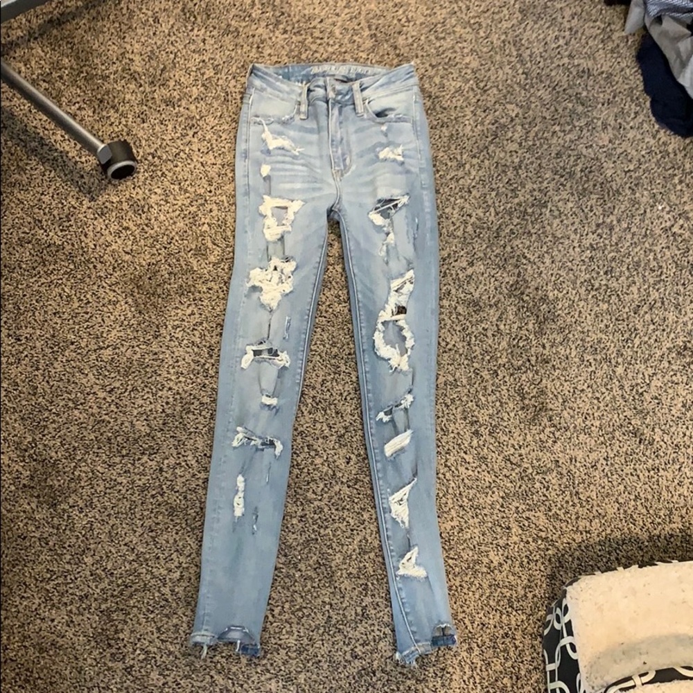 American Eagle Distressed jeans.